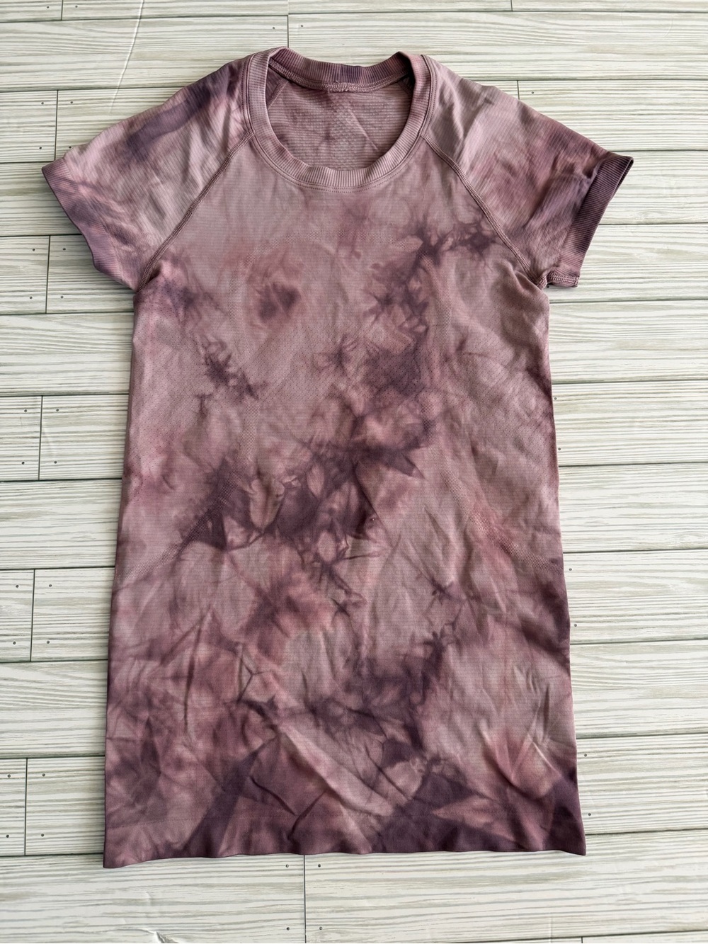 Lululemon | Swiftly Tech Shirt 2.0 In Marble Dye Vintage Plum - Size 4 - Picture 3 of 6